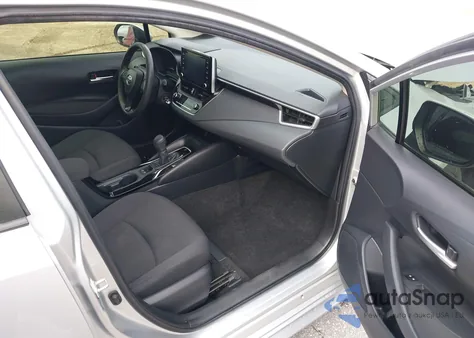 2020 Toyota Corolla Le z USA, uszkodzony, nr VIN JTDEPRAEXLJ113601